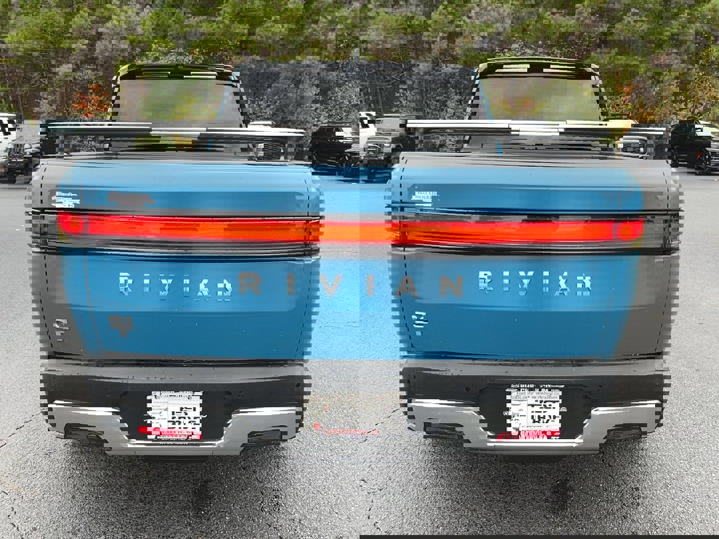 Used 2024 Rivian R1T Adventure image 6