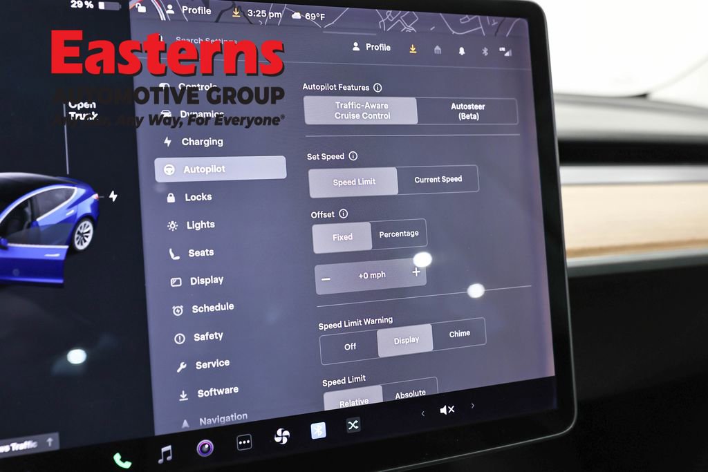 Used 2018 Tesla Model 3 Mid Range image 15
