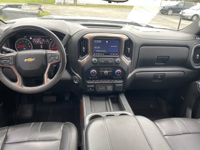 Used 2023 Chevrolet Silverado 2500 High Country image 3