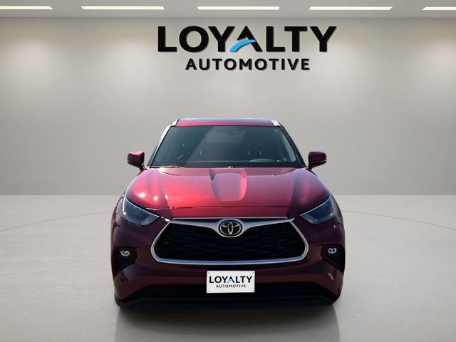 Used 2022 Toyota Highlander XLE image 8