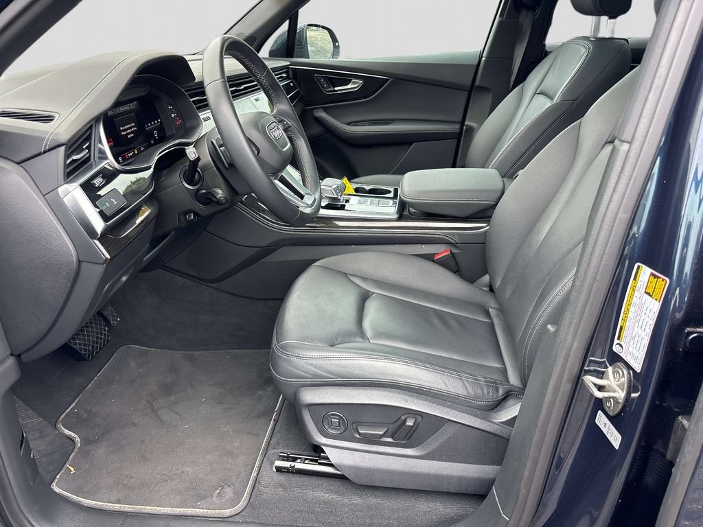 Used 2025 Audi Q7 3.0T Premium Plus AWD/4WD image 10