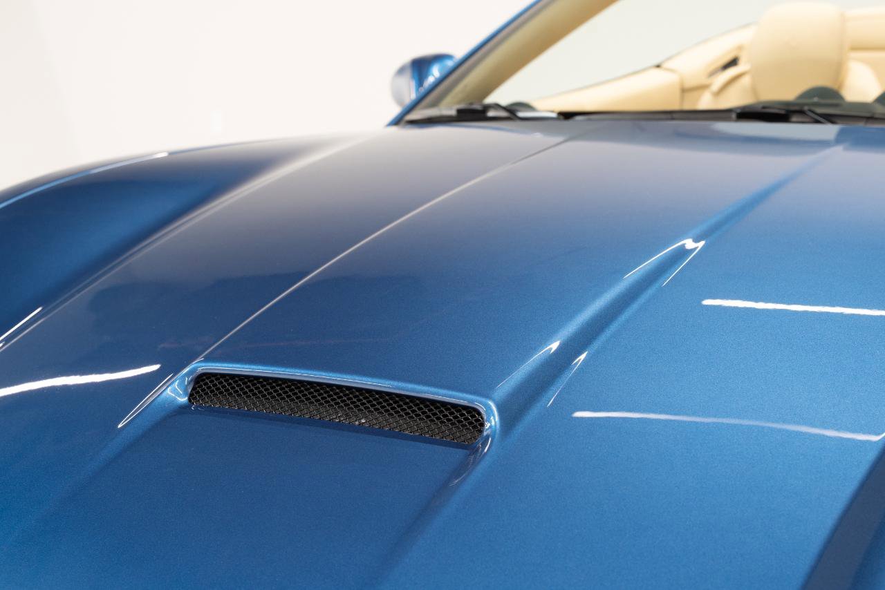 Used 2010 Ferrari California RWD image 33