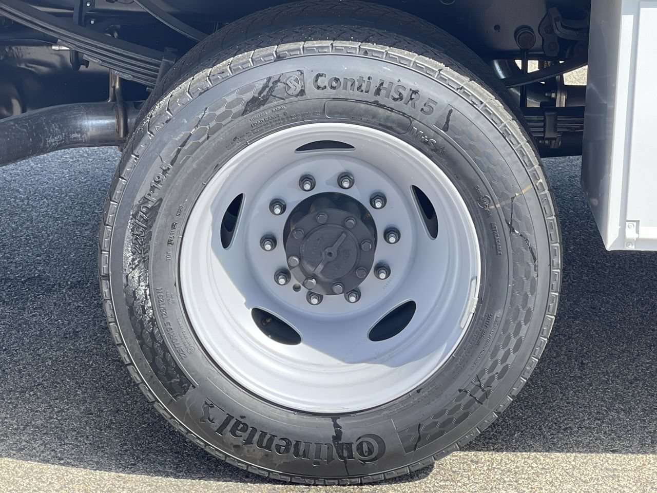 New 2026 Ford F450 XL w/ XL Chrome Package RWD image 11