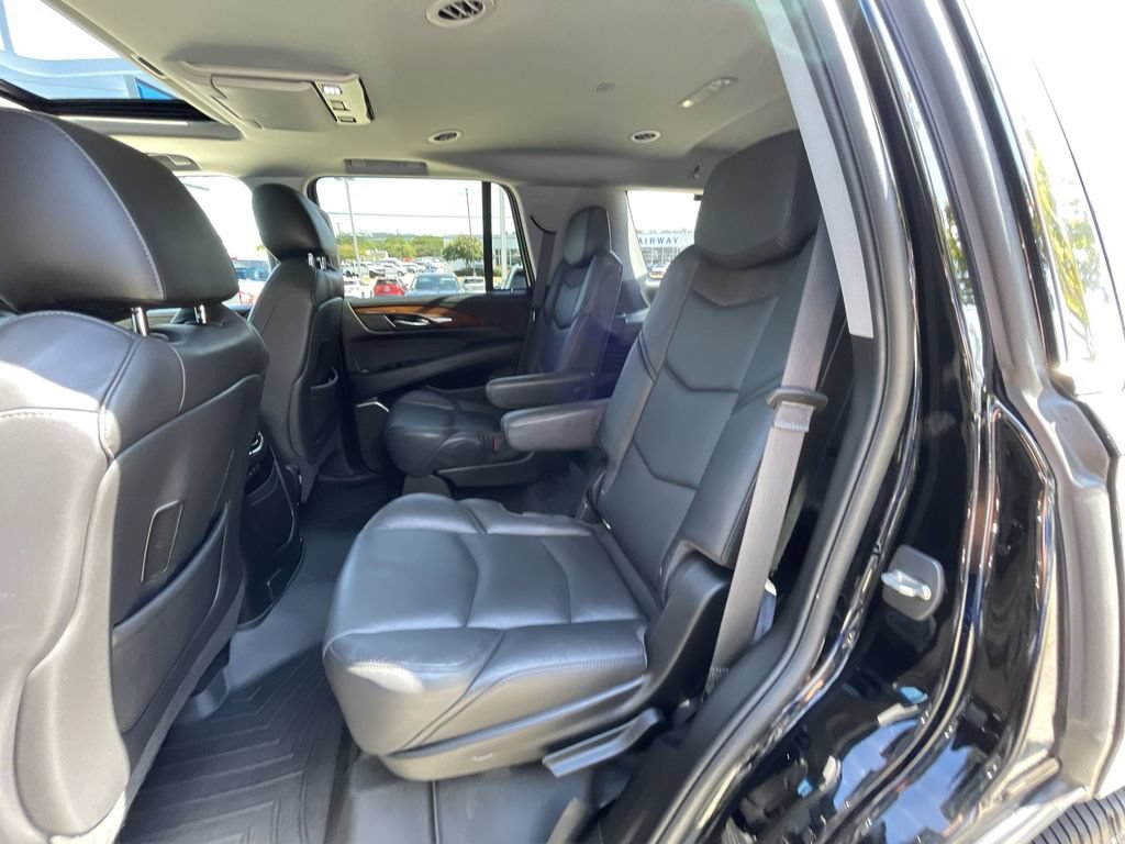 Certified 2018 Cadillac Escalade Premium Luxury AWD/4WD image 25