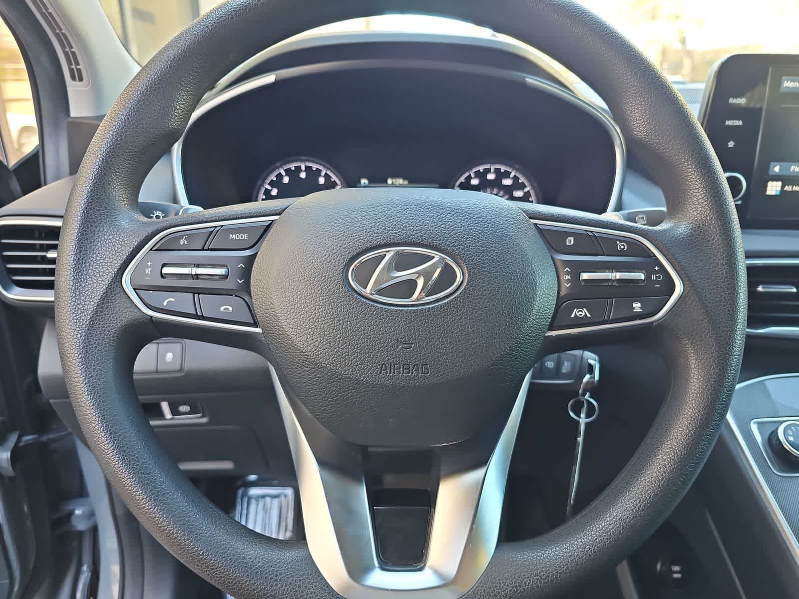 Used 2023 Hyundai Santa Fe SE FWD image 19