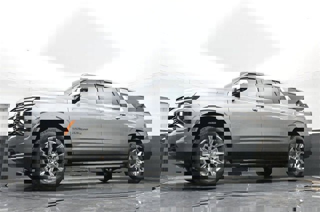 New 2026 Chevrolet Suburban Premier image 47