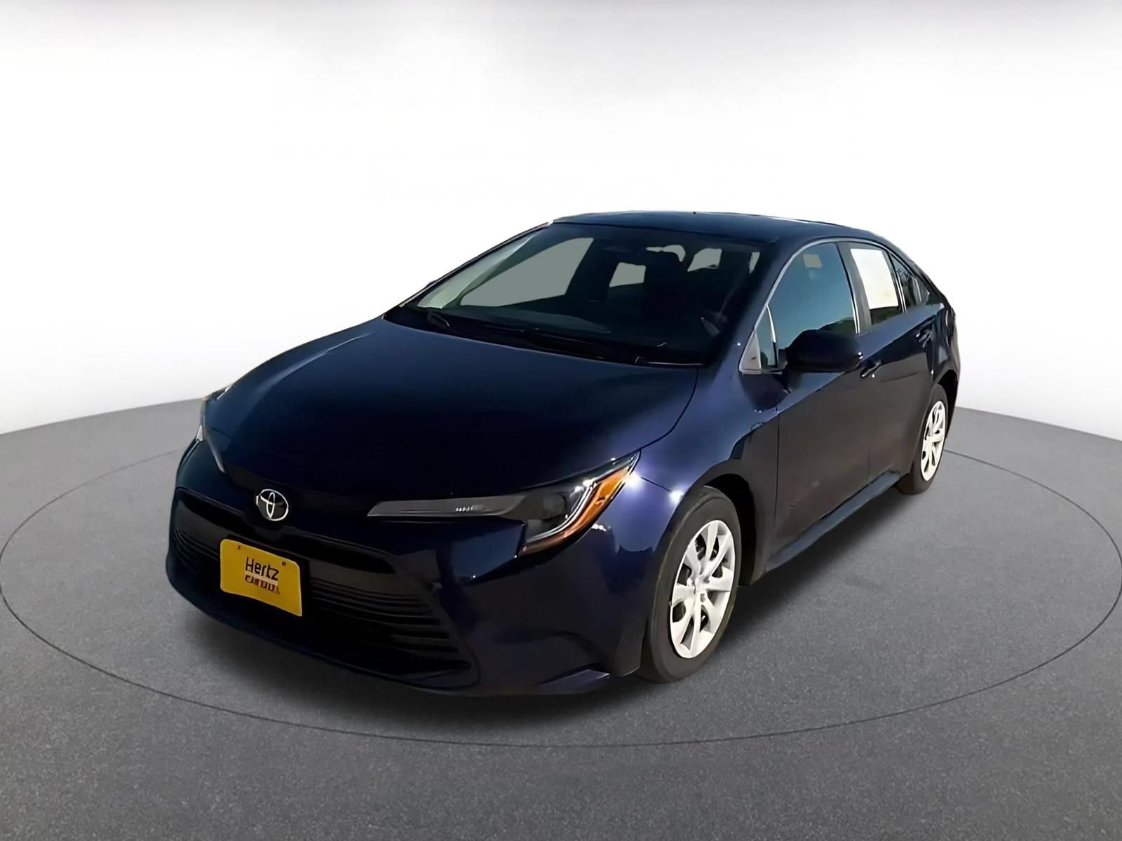 Used 2025 Toyota Corolla LE FWD image 6