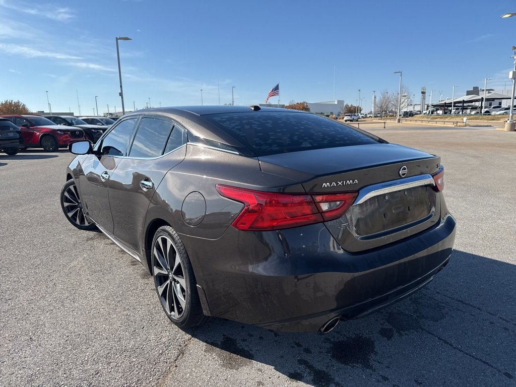Used 2016 Nissan Maxima SR image 18