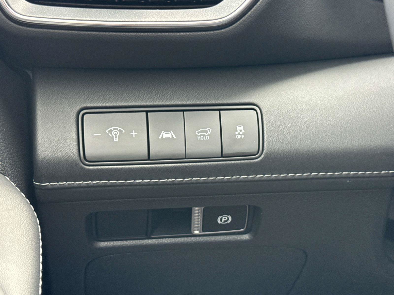 Certified 2022 Hyundai Santa Fe SEL Premium w/ Cargo Package AWD/4WD image 19
