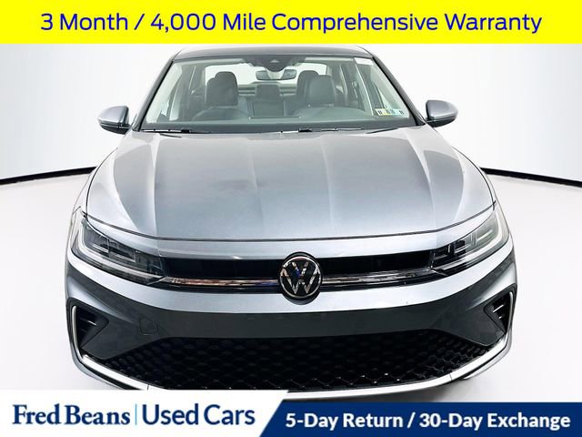 Used 2025 Volkswagen Jetta SE video 2