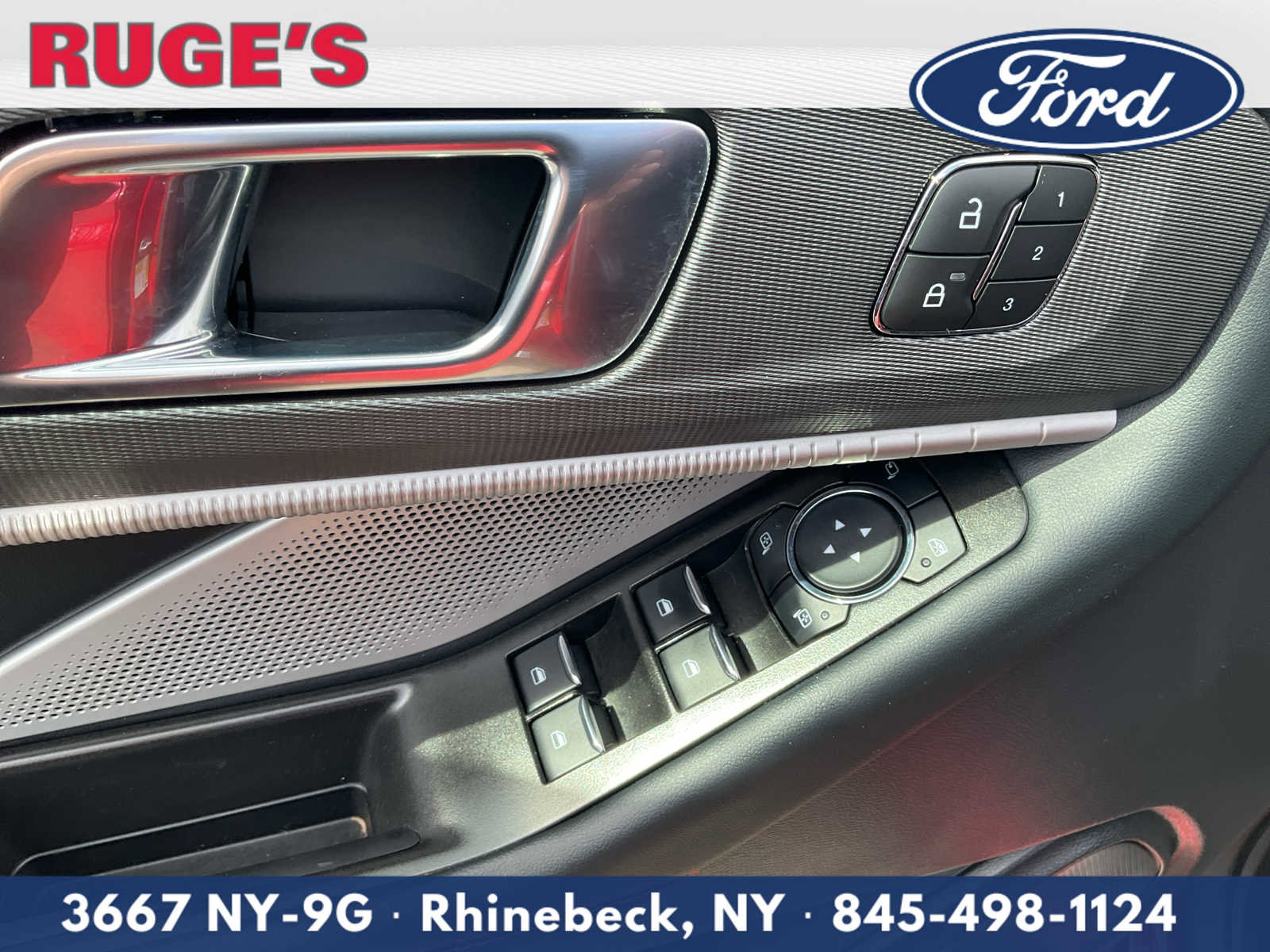 Used 2025 Ford Explorer ST image 16
