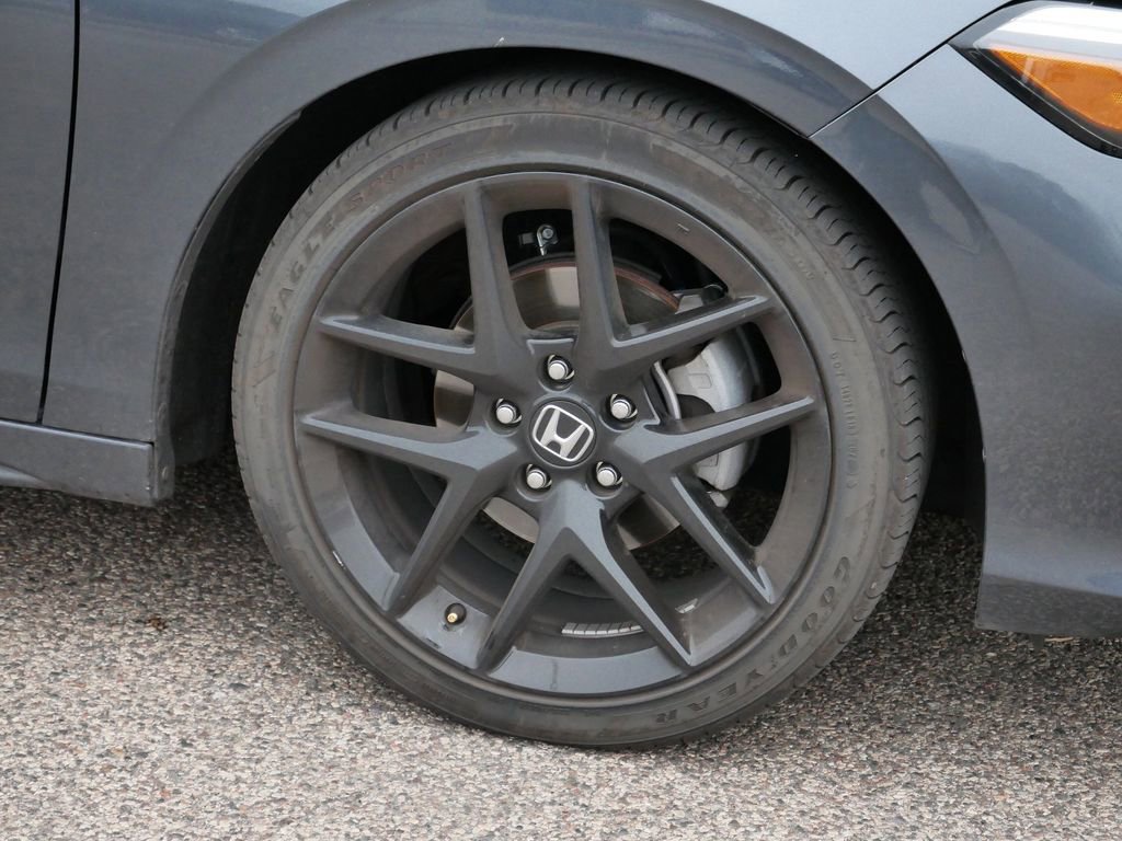 Used 2025 Honda Civic Sport image 13