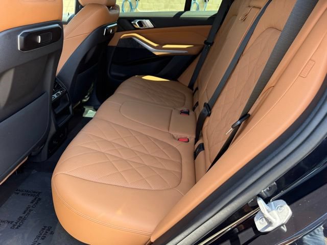 Certified 2024 BMW X5 xDrive50e w/ M Sport Package AWD/4WD image 32