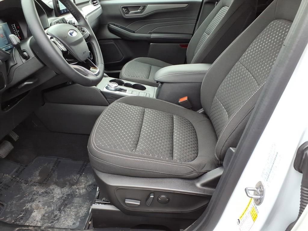 Certified 2023 Ford Escape Active AWD/4WD image 14