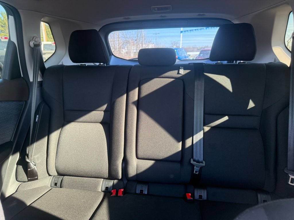 Used 2023 Nissan Rogue S AWD/4WD image 29