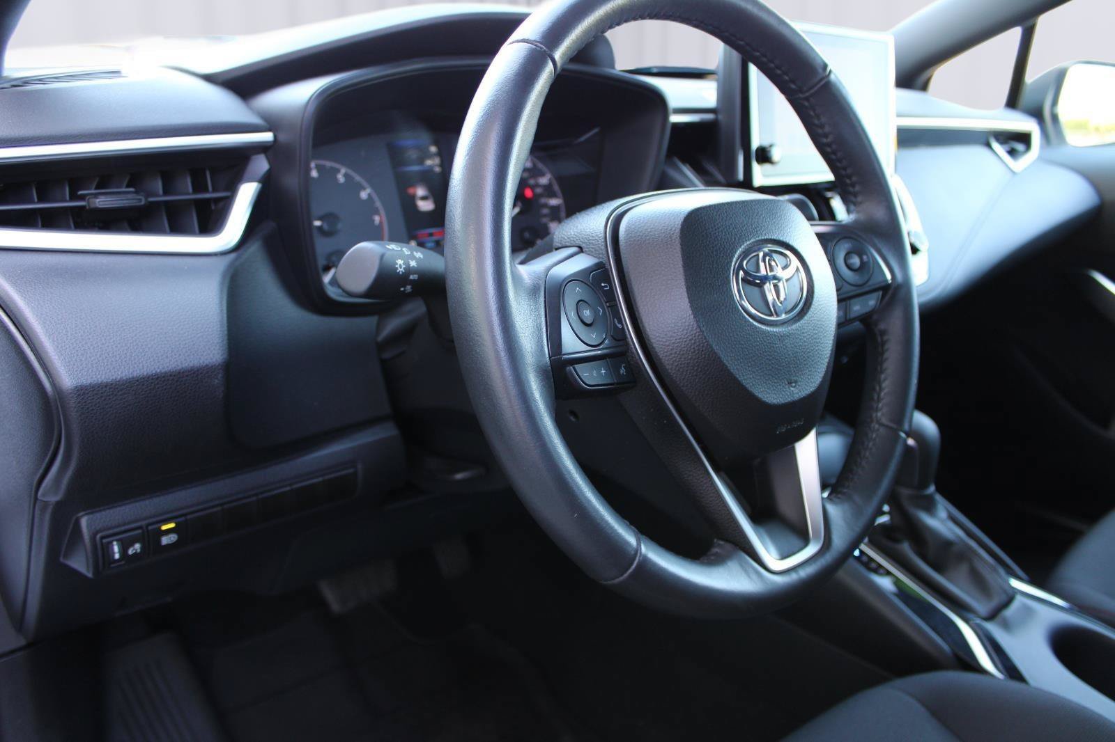 Certified 2024 Toyota Corolla SE w/ SE Convenience Package FWD image 17