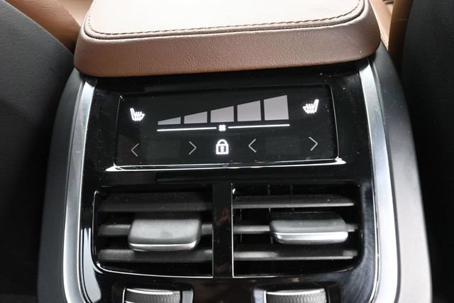 Used 2023 Volvo XC90 B6 Ultimate w/ Protection Package AWD/4WD image 35