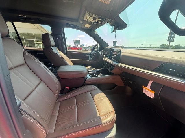 New 2026 Chevrolet Tahoe High Country AWD/4WD image 16