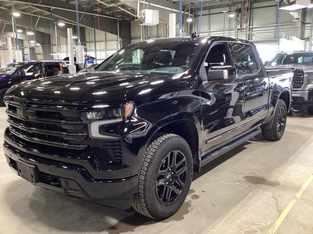 Used 2026 Chevrolet Silverado 1500 High Country w/ Midnight Edition image 2