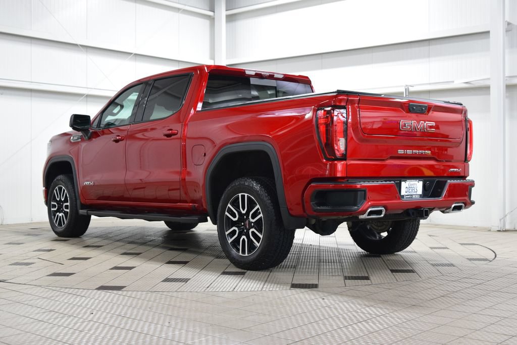 Used 2025 GMC Sierra 1500 AT4 w/ AT4 Premium Package AWD/4WD image 5