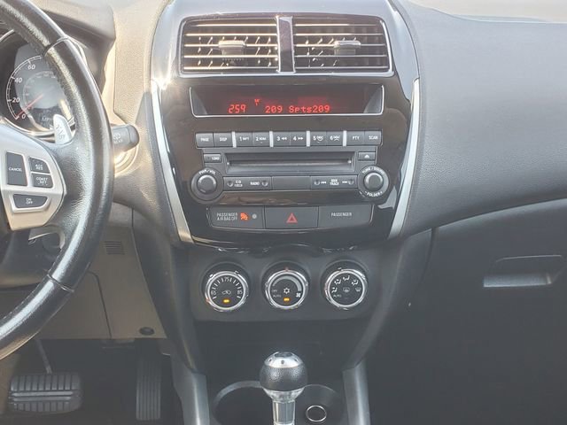 Used 2013 Mitsubishi Outlander Sport SE image 22