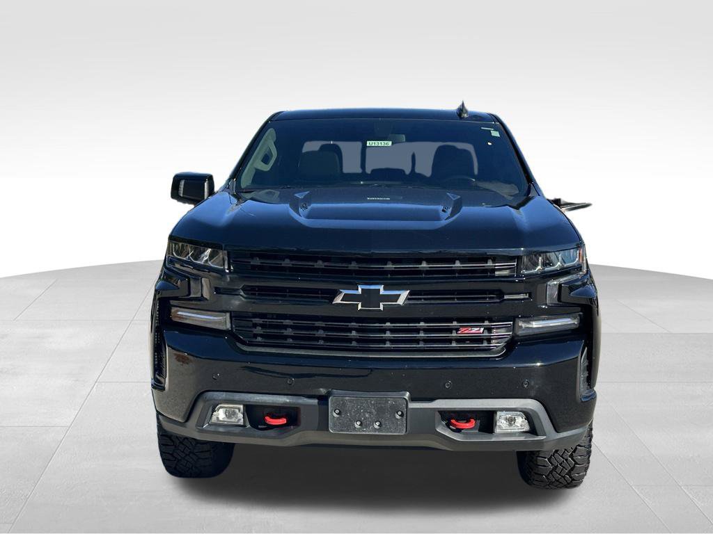 Used 2020 Chevrolet Silverado 1500 LT Trail Boss w/ Midnight Edition AWD/4WD image 4