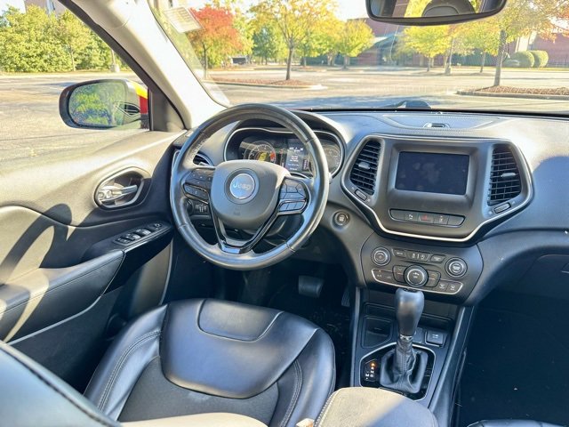 Used 2021 Jeep Cherokee Latitude Plus image 19