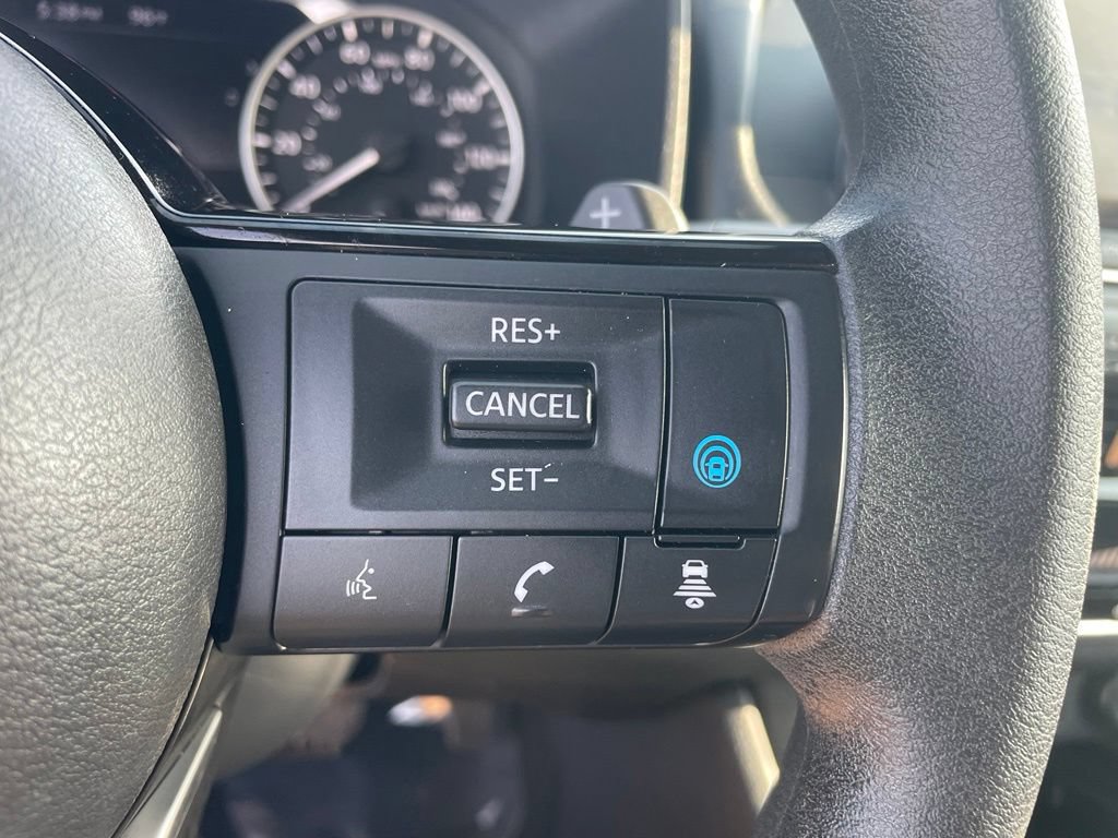 Used 2021 Nissan Rogue SV FWD image 29