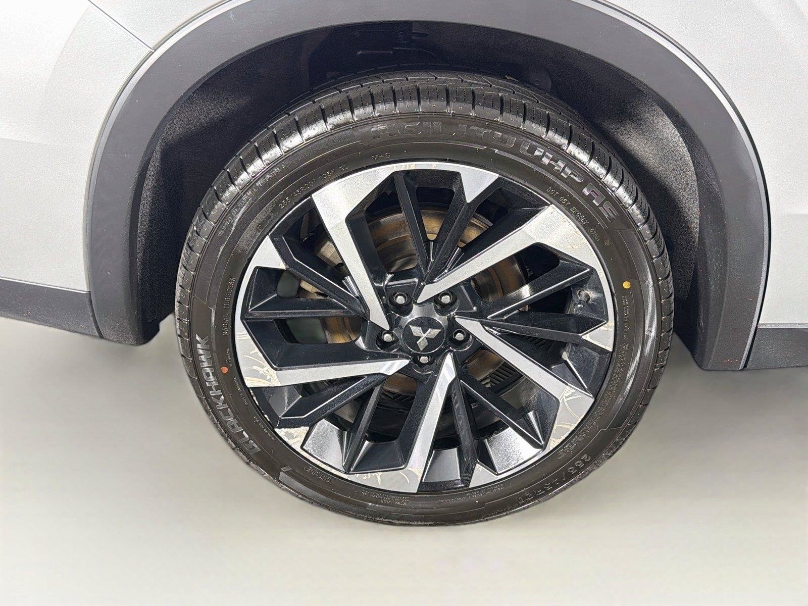 Used 2023 Mitsubishi Outlander SE AWD/4WD image 35
