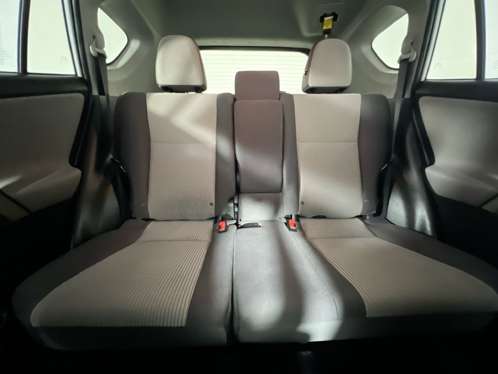 Used 2014 Toyota RAV4 XLE AWD/4WD image 30
