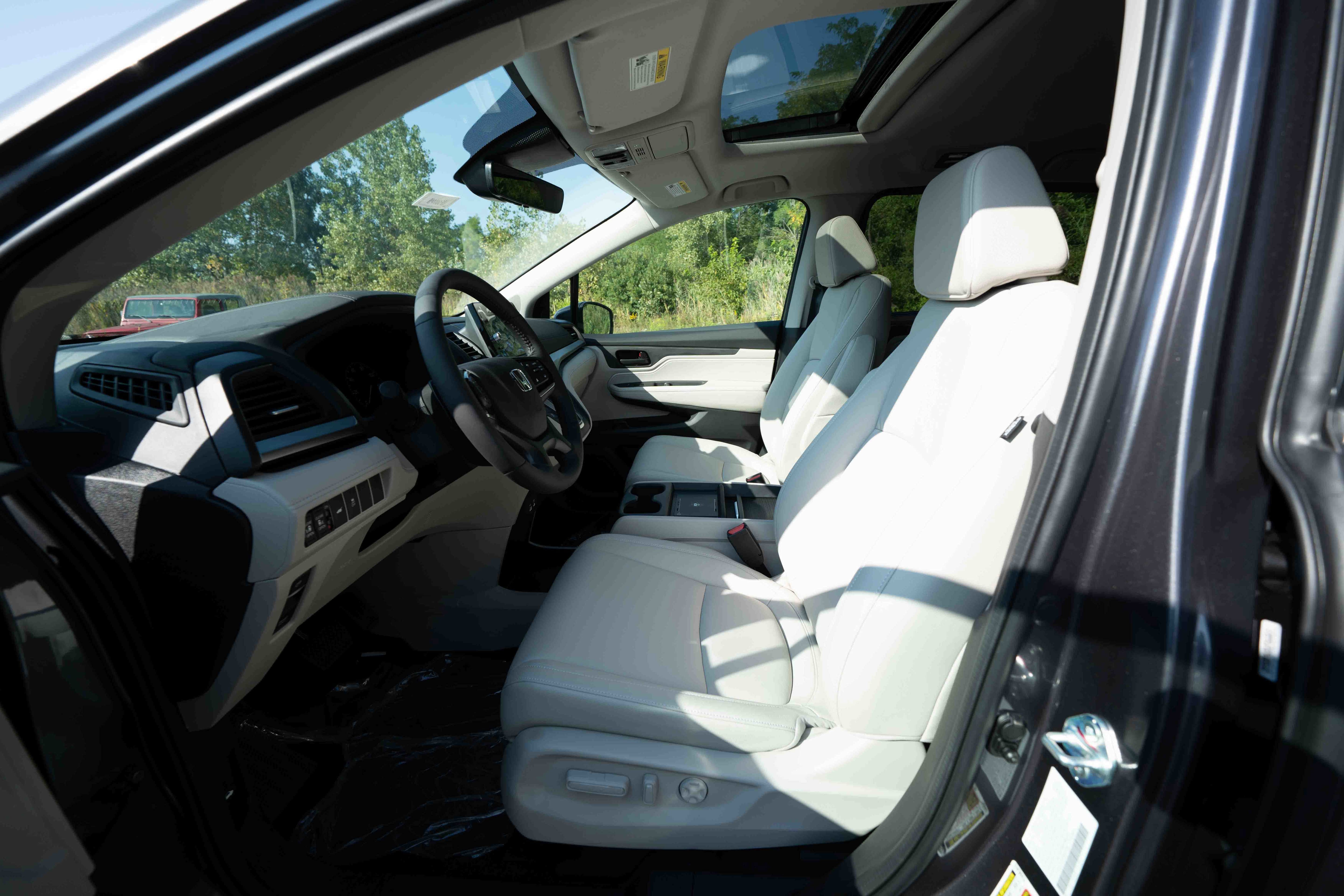 New 2026 Honda Odyssey EX-L image 9