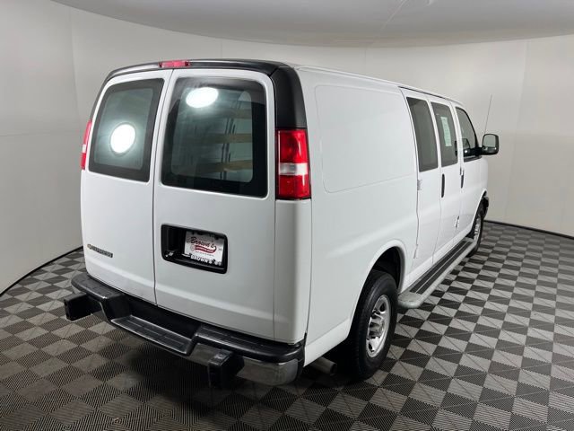 Used 2024 Chevrolet Express 2500 w/ Driver Convenience Package image 7