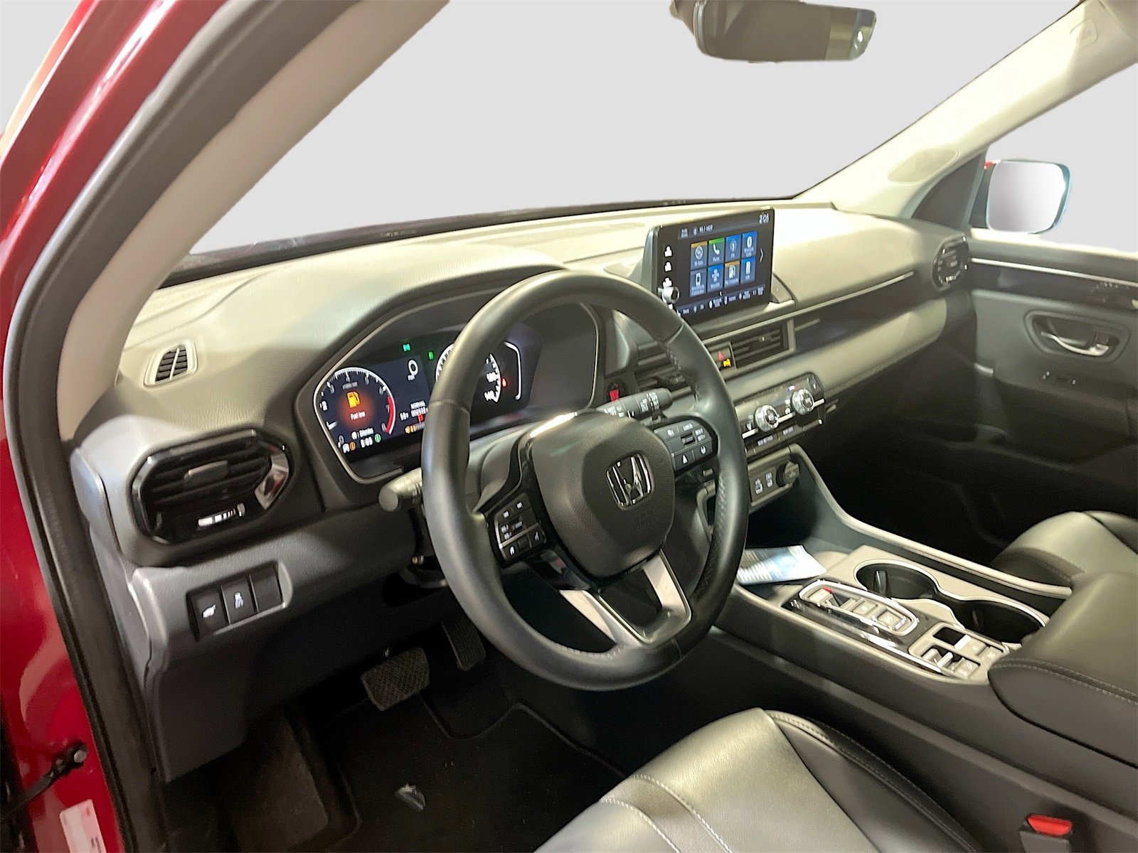 Used 2025 Honda Pilot EX-L image 9