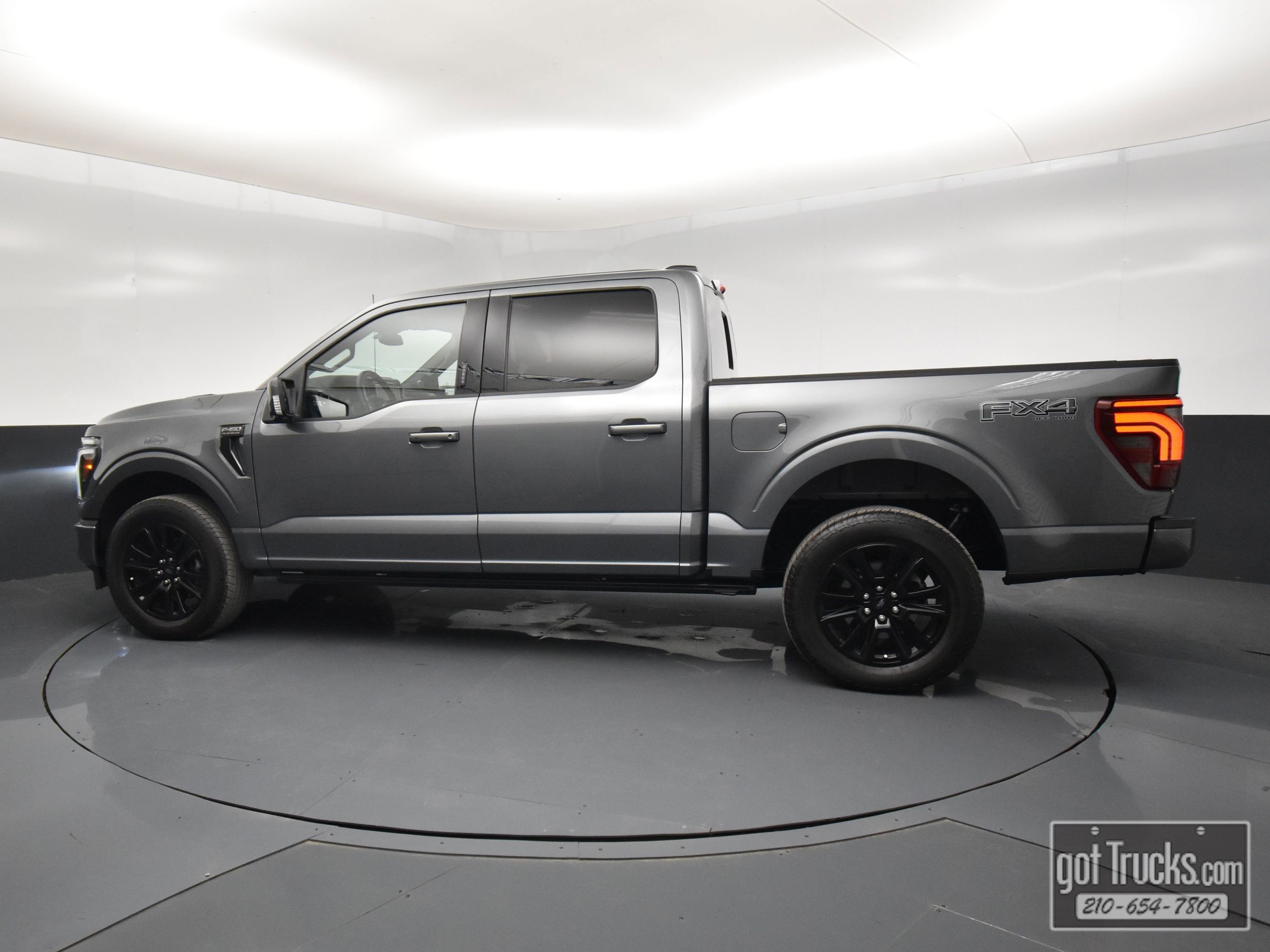 Used 2024 Ford F150 Platinum w/ Equipment Group 702A High image 3