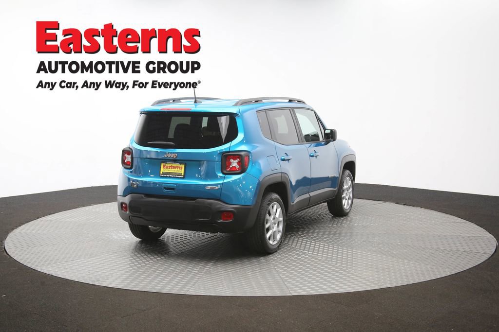 Used 2022 Jeep Renegade Latitude w/ Convenience Group AWD/4WD image 40