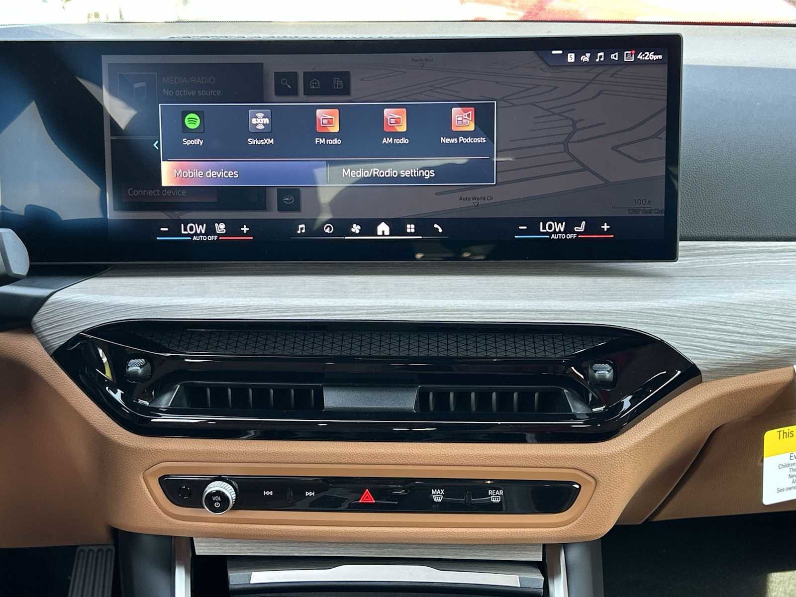 Used 2025 BMW 330i xDrive Sedan w/ Convenience Package image 54