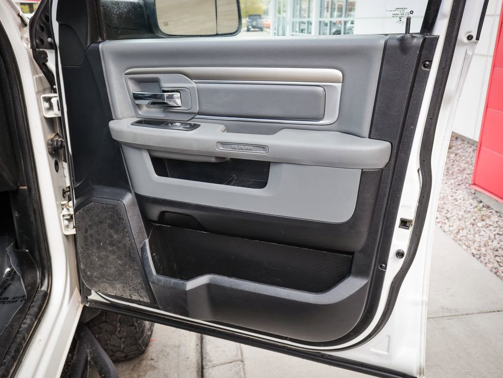 Used 2018 RAM 2500 SLT AWD/4WD image 25