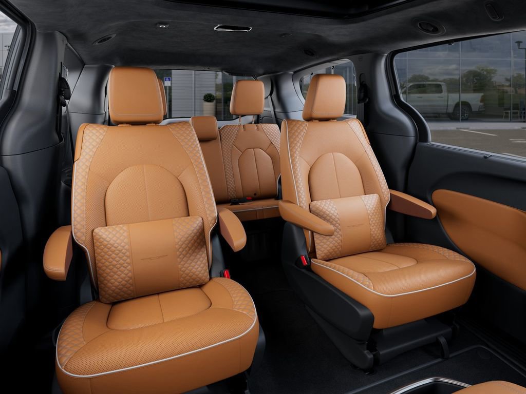 New 2026 Chrysler Pacifica Pinnacle image 15