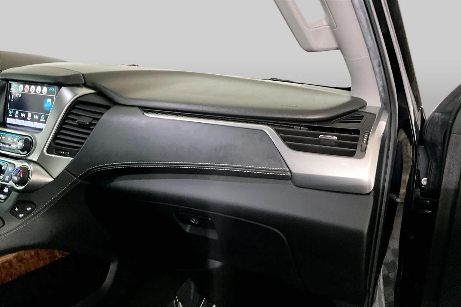 Used 2018 Chevrolet Tahoe Premier AWD/4WD image 19
