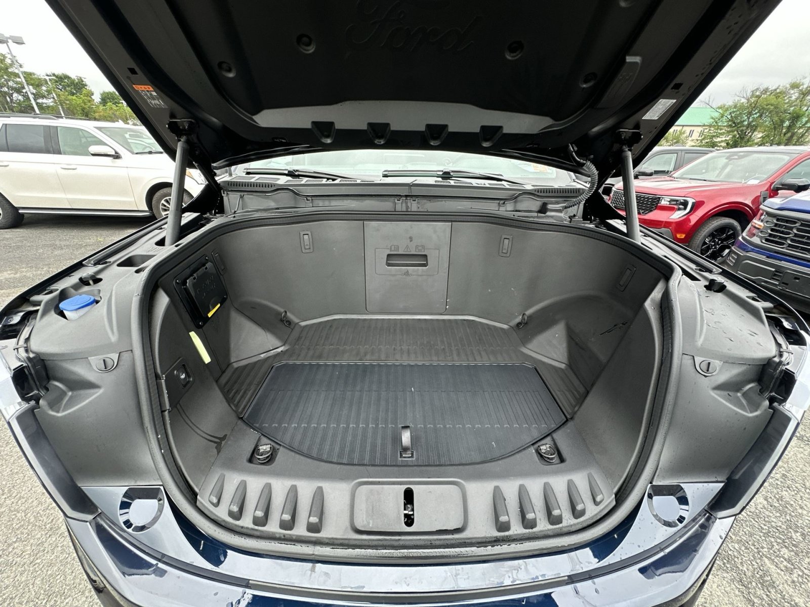 Used 2024 Ford F150 Lightning Flash AWD/4WD image 21
