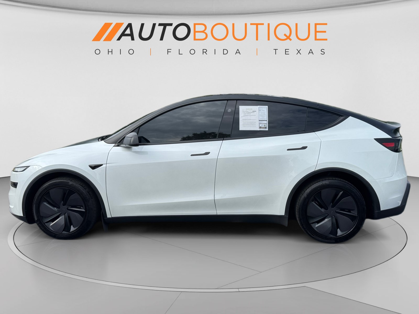 Used 2026 Tesla Model Y AWD image 2