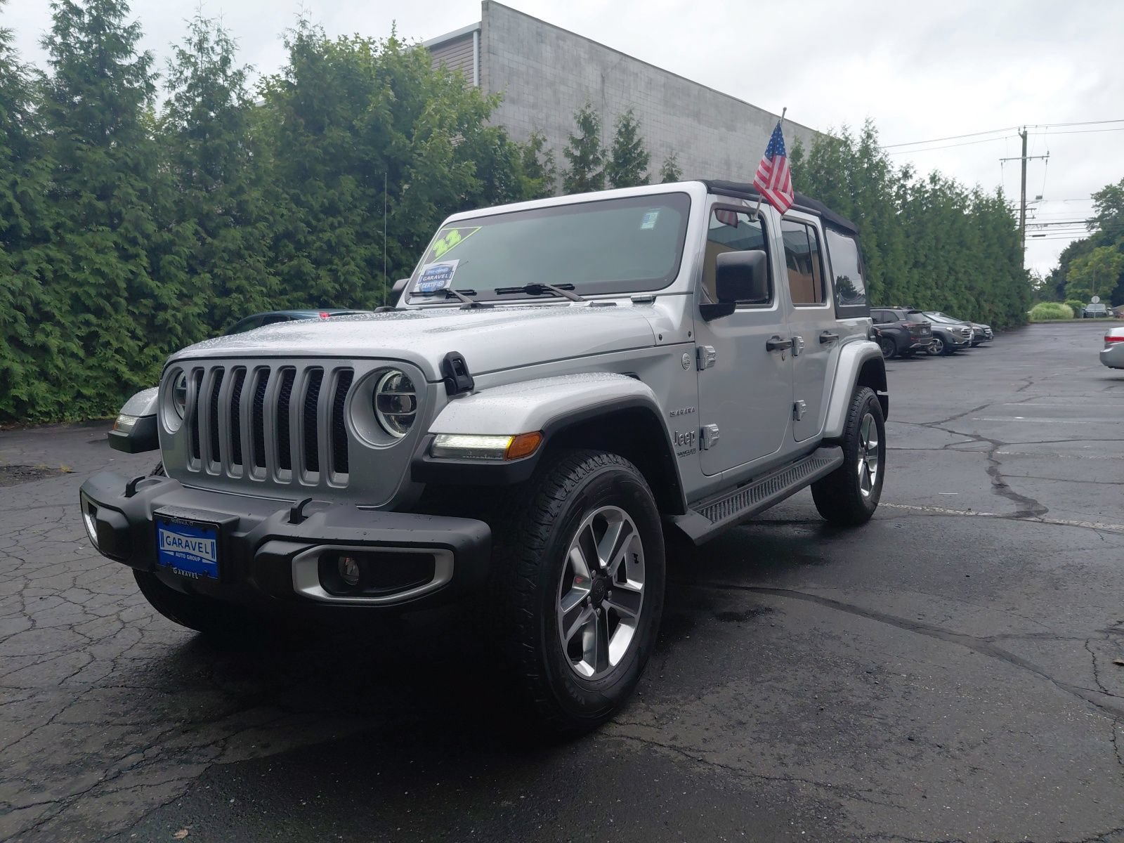 Used 2022 Jeep Wrangler Unlimited Sahara w/ LED Lighting Group AWD/4WD image 24