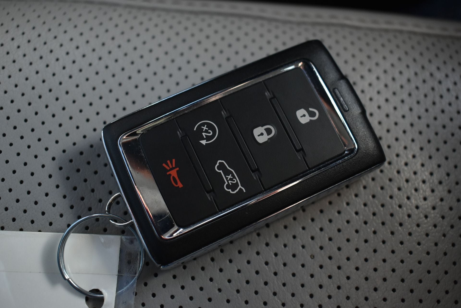Used 2022 Jeep Grand Cherokee Overland AWD/4WD image 34