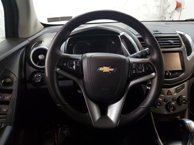 Used 2016 Chevrolet Trax LTZ AWD/4WD image 16