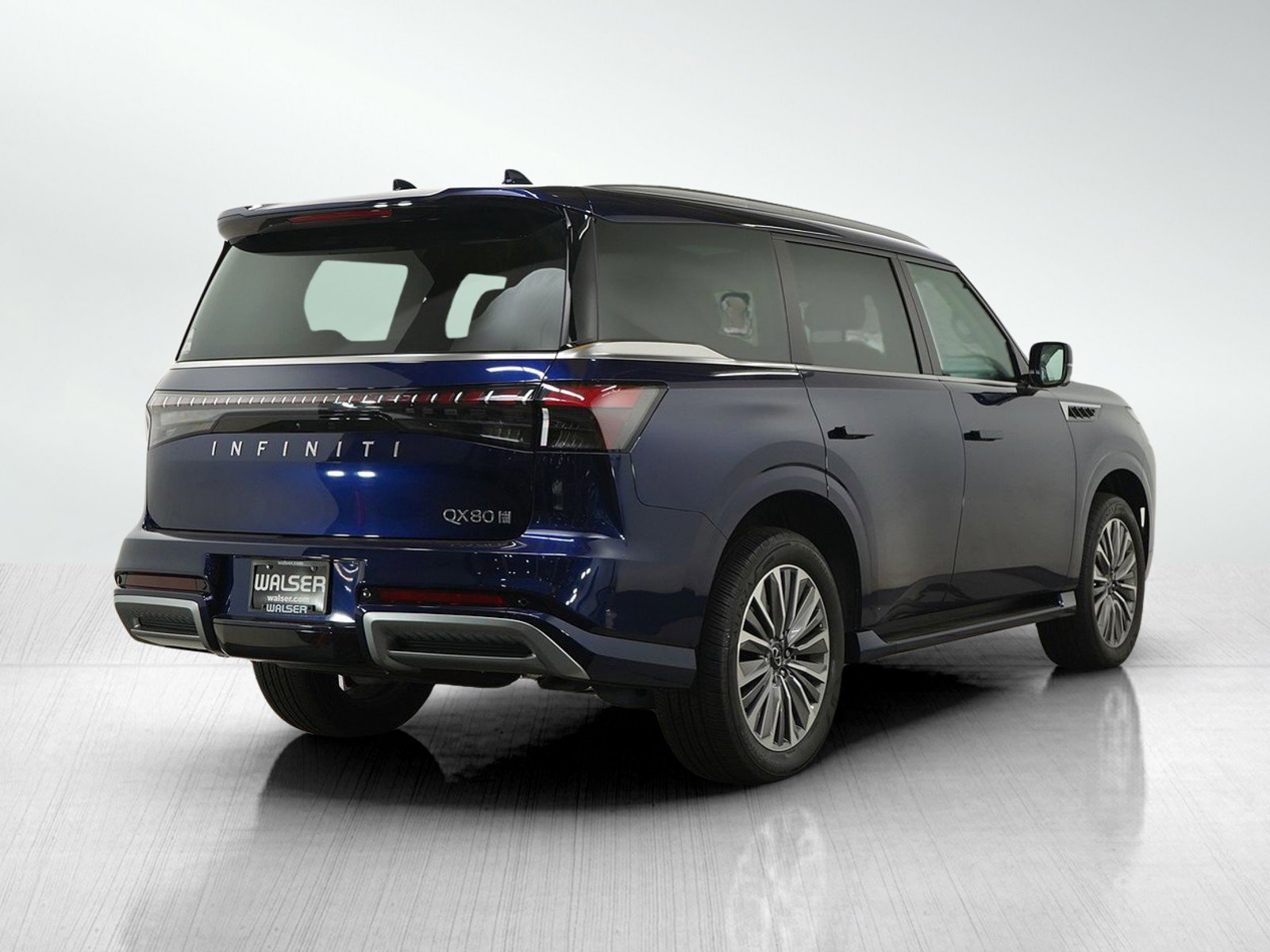 Used 2025 INFINITI QX80 Luxe AWD/4WD image 6