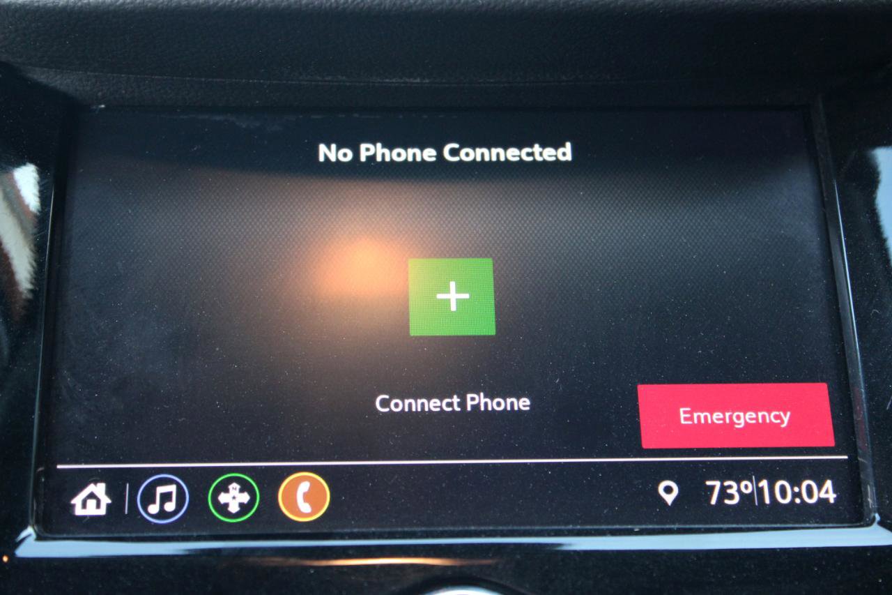 Used 2021 Chevrolet Trax LT w/ LT Convenience Package image 32