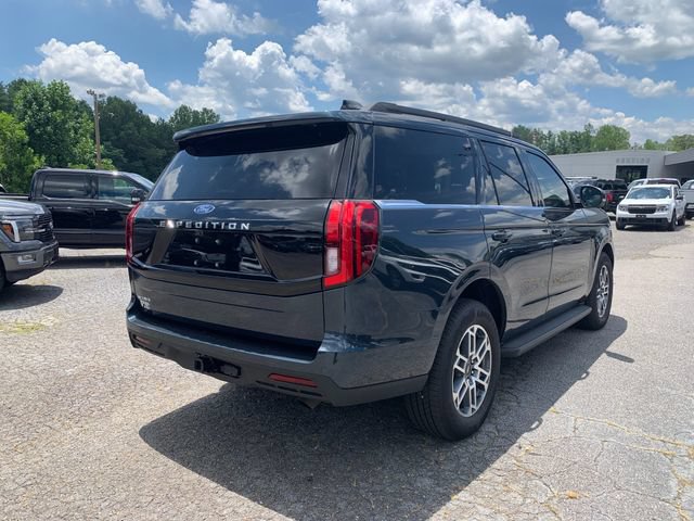 New 2025 Ford Expedition Active RWD image 10