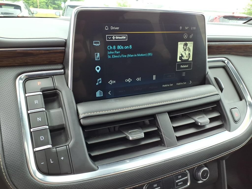 Used 2023 Chevrolet Suburban Premier AWD/4WD image 28