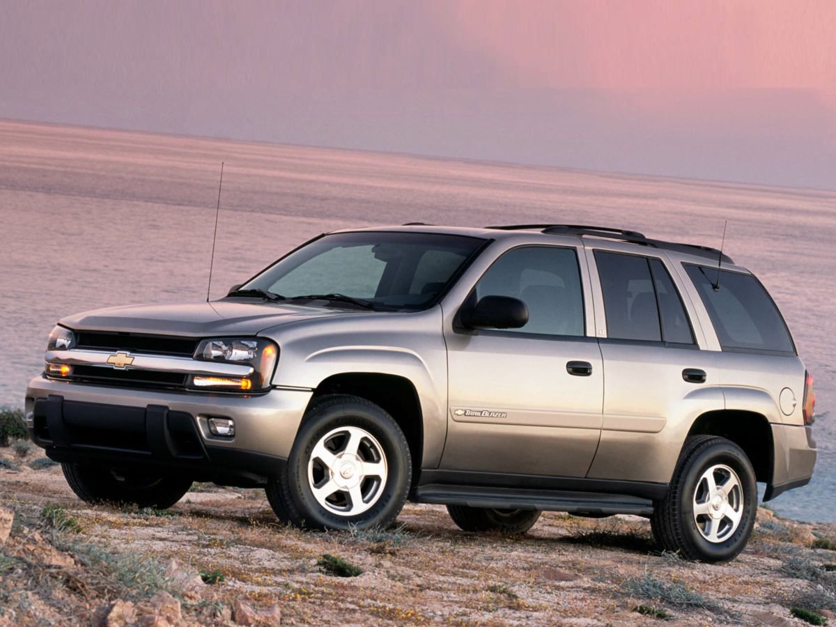 Used 2003 Chevrolet TrailBlazer LTZ AWD/4WD image 1