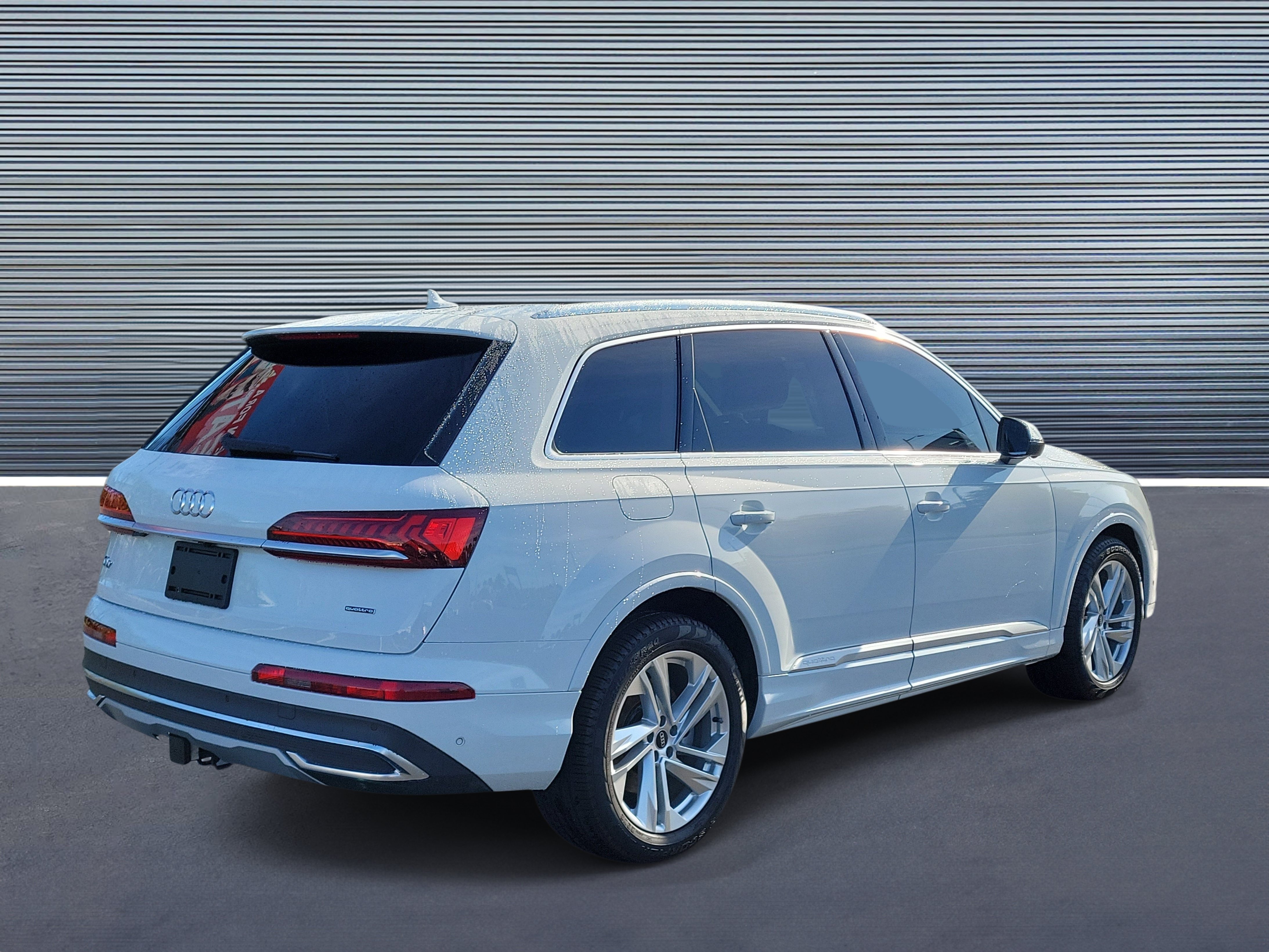 Used 2021 Audi Q7 3.0T Prestige AWD/4WD image 3